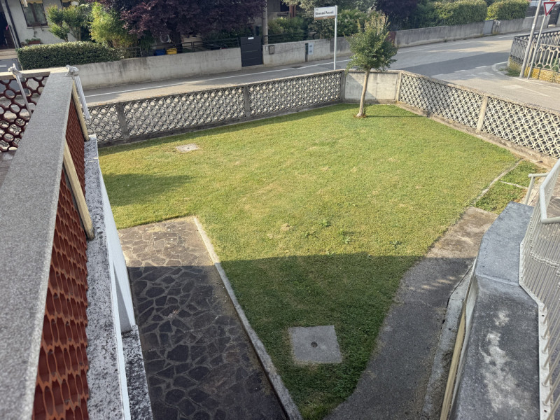 (Per INFO Fabrizio 333 7743912) Proponiamo in vendita una splendida casa singola terratetto di ci...