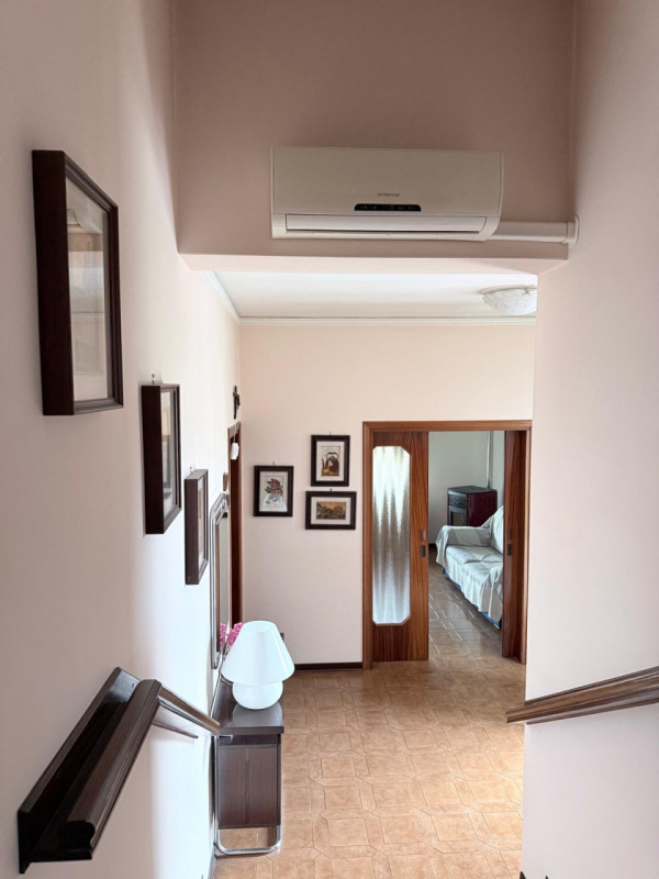 (Per INFO Fabrizio 333 7743912) Proponiamo in vendita una splendida casa singola terratetto di ci...