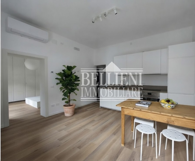ZONA SAN BORTOLO - Proponiamo in locazione un elegante mini appartamento completamente ristruttur...