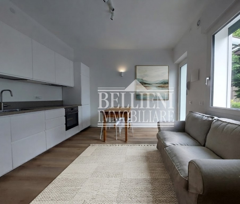ZONA SAN BORTOLO - Proponiamo in locazione un elegante mini appartamento completamente ristruttur...