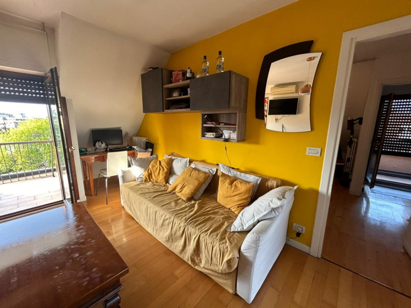 SANT'ANDREA

Inserito in un quartiere residenziale, zona ben abitata e molto tranquilla. L’appart...