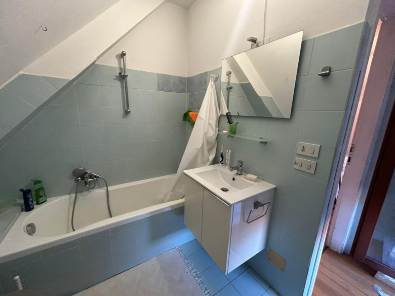 SANT'ANDREA

Inserito in un quartiere residenziale, zona ben abitata e molto tranquilla. L’appart...