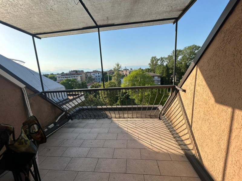 SANT'ANDREA

Inserito in un quartiere residenziale, zona ben abitata e molto tranquilla. L’appart...