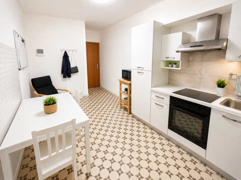 (Per INFO Monica 3482688677) In uno dei quartieri di Padova, precisamente nella tranquilla e serv...