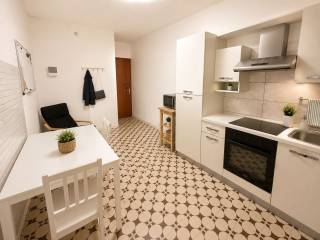 (Per info Monica 3482688677) In uno dei quartieri di Padova, precisamente nella tranquilla e serv...