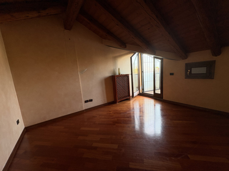Scopri un'opportunità unica nel cuore di Padova! In una delle zone più prestigiose e ricercate de...