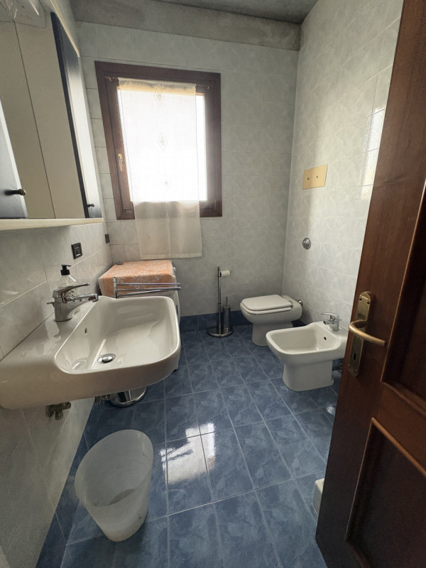 Scopri un'opportunità unica nel cuore di Padova! In una delle zone più prestigiose e ricercate de...