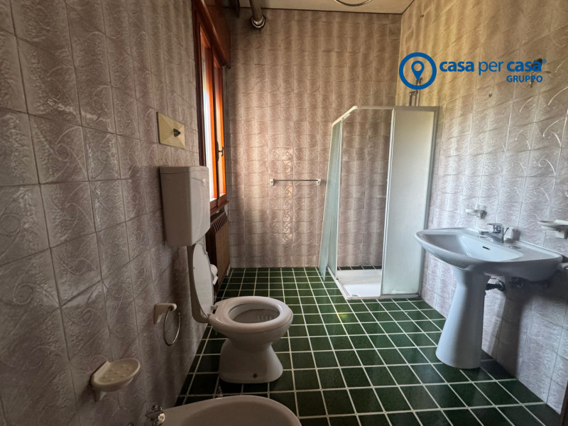APPROVATO GRUPPO CASA PER CASA: VALUTATO, CONTROLLATO, GESTITO IN ESCLUSIVA!

ZONA:
L'immobile si...