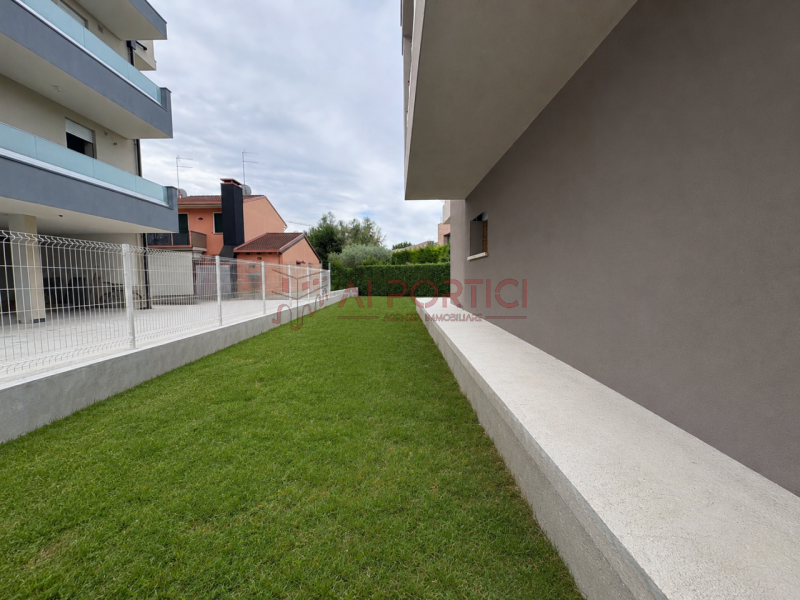 PIOVE DI SACCO - Situate nel nuovo quartiere residenziale di Sant'Anna, proponiamo esclusive VILL...