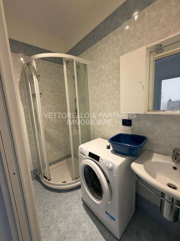 Proponiamo in vendita in contesto residenziale tranquillo e moderno di sole 8 unità a Casale sul ...