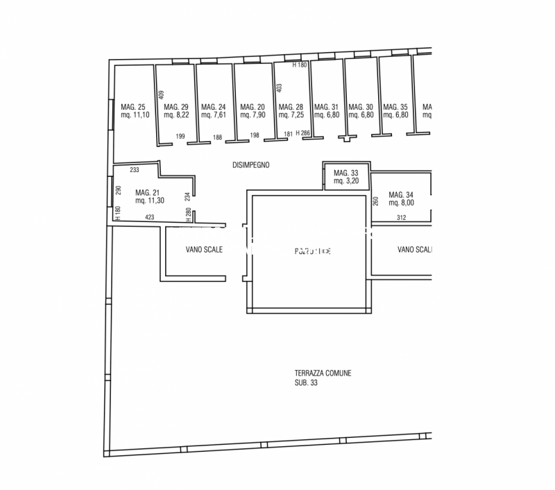 L'appartamento è inserito in un condominio di sole 6 unità e si trova al secondo piano senza asce...