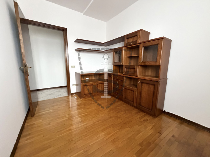 Stai cercando un appartamento bicamere con affitto transitorio a Romano d'Ezzelino? Questa soluzi...
