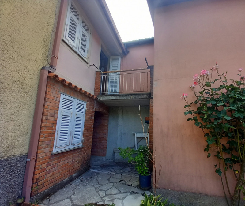 Palazzo/Stabile in Vendita a La Spezia