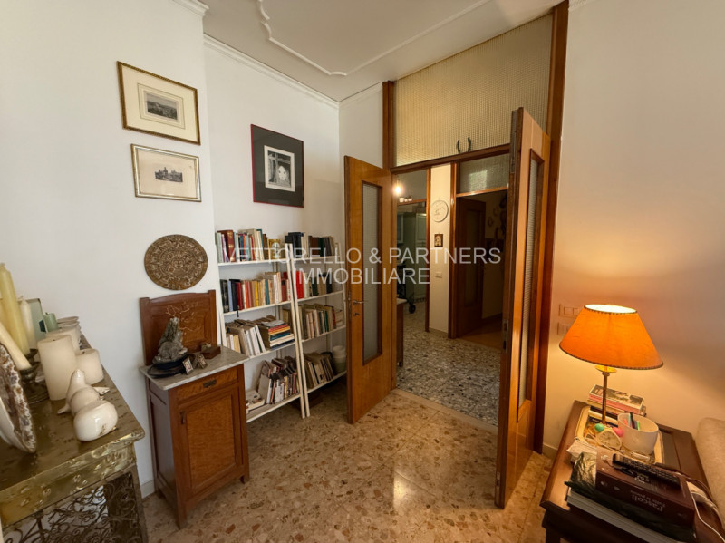 Treviso - Via Panciera APPARTAMENTO CON ASCENSORE E GARAGE.

Appartamento di 93 mq commerciali co...