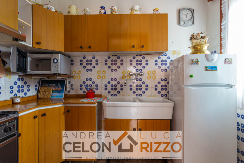 Situata nella pittoresca zona Cà Matte di Anguillara Veneta, proponiamo in vendita una splendida ...