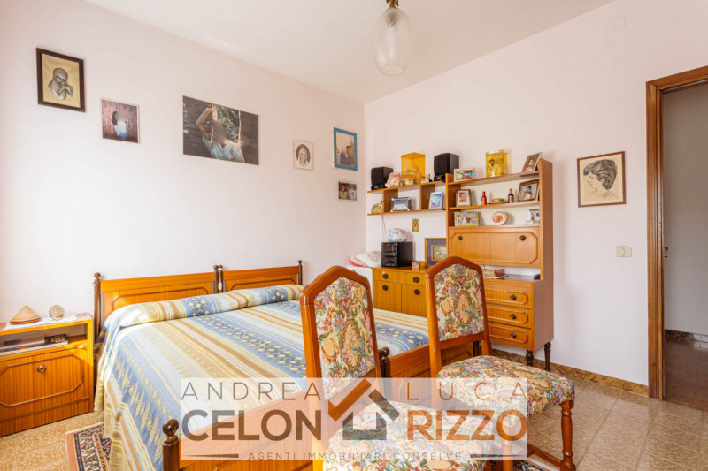 Situata nella pittoresca zona Cà Matte di Anguillara Veneta, proponiamo in vendita una splendida ...