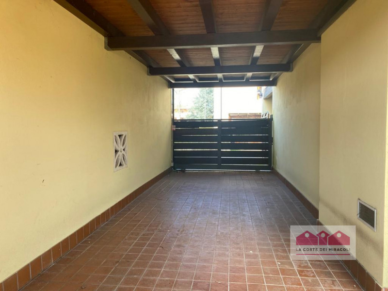 COSTABISSARA-FORNACI: VICINISSIMA AL CENTRO DI VICENZA, PROPONIAMO, ALL'INTERNO DI UN BEL CONTEST...