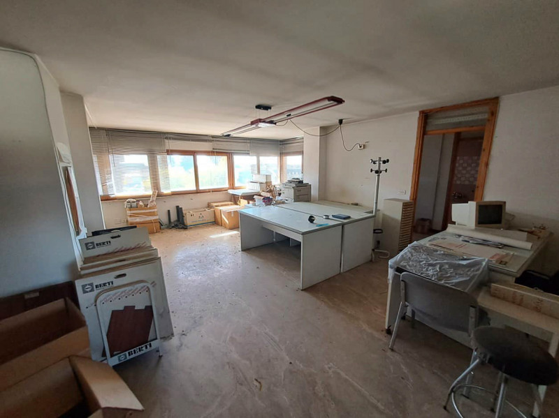 Rif. PE30324
La nostra Agenzia ha selezionato per Voi l'occasione del mese all'asta.

Proponiamo ...