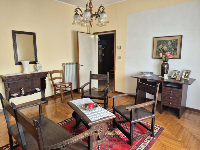 A San Martino di Lupari, in via Venezia 29, in posizione centrale e comoda a tutti i servizi, pro...