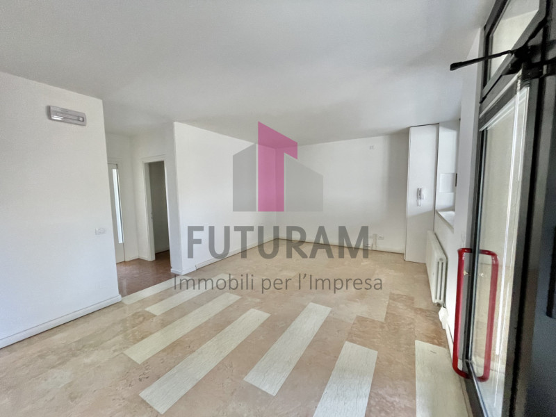 ARZIGNANO- 59FIL -PER INFO 0444/310220

Proponiamo in affitto un'ufficio in uno stabile direziona...