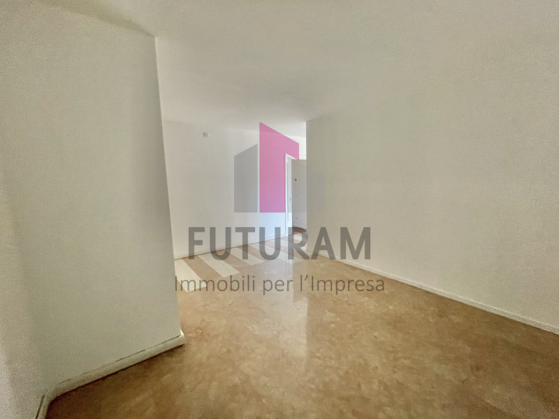 ARZIGNANO- 59FIL -PER INFO 0444/310220

Proponiamo in affitto un'ufficio in uno stabile direziona...