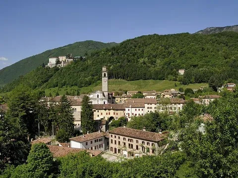 <p>OTTIMA OPPORTUNITA'! Villa unifamiliare, buono stato, 600 mq, Cison di Valmarino Interessante ...