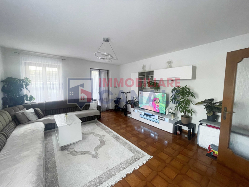 In tranquilla zona residenziale di Chiuppano proponiamo in vendita porzione di bifamiliare (Unità...