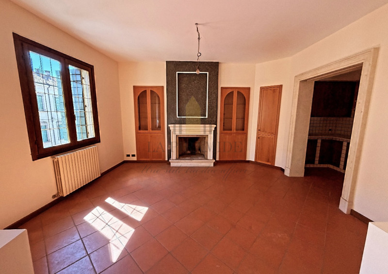 CENTRO STORICO DUPLEX RIF
Nel prestigioso contesto del centro storico di Padova, in zona Via Beat...