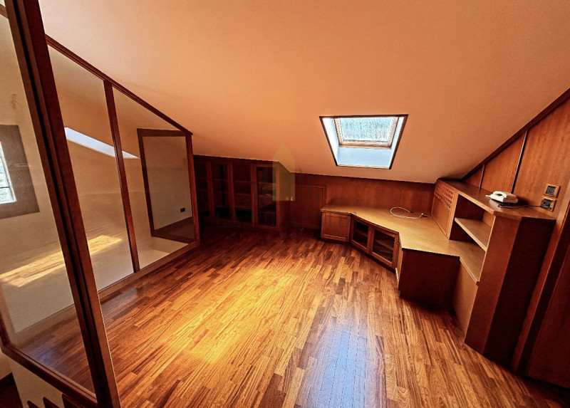 CENTRO STORICO DUPLEX RIF
Nel prestigioso contesto del centro storico di Padova, in zona Via Beat...