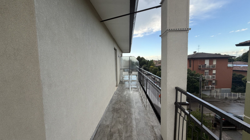 Scopri il tuo nuovo rifugio nel cuore di Sacro Cuore, uno dei quartieri più ambiti di Padova. Que...