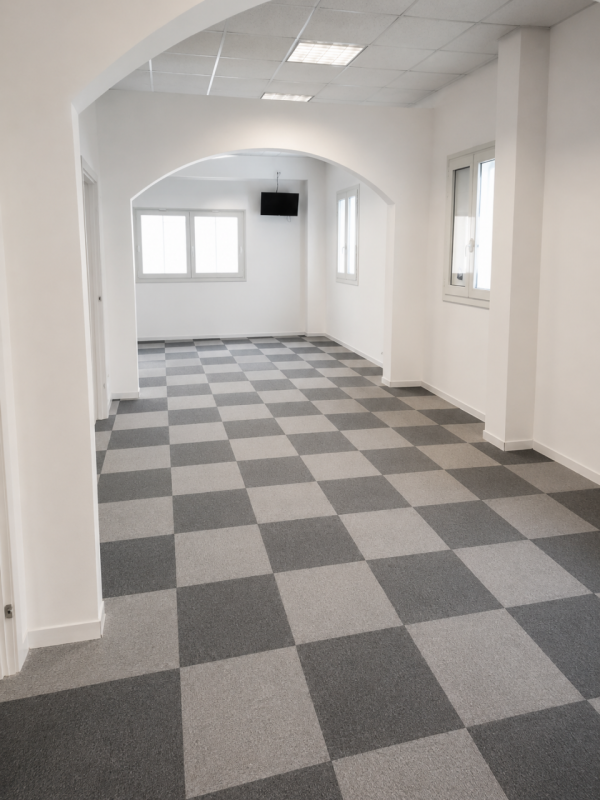 (PER INFO VITTORIO 3517343301) A Vedelago, in contesto artigianale/industriale facilmente accessi...