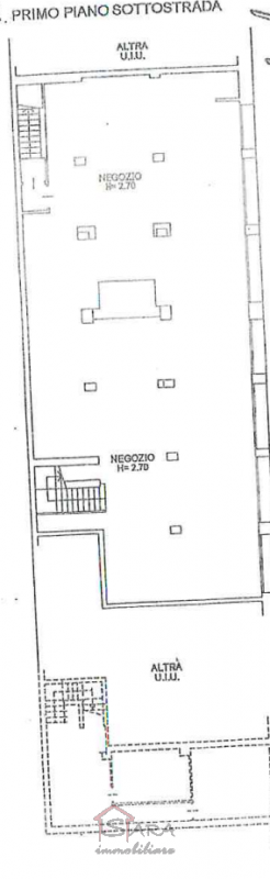 Sara Immobiliare propone in locazione un esclusivo immobile commerciale di complessivi 1.000 mq c...