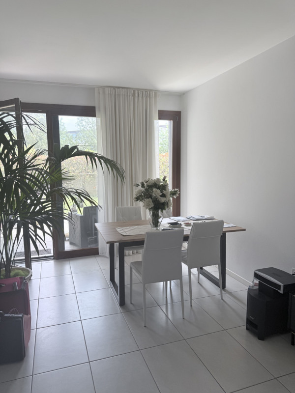 (Per INFO Fabrizio 333 7743912) Proponiamo in vendita un comodo appartamento posto al piano terra...
