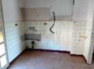 A.T. 26-5

Vendita all'asta appartamento piano secondo 2 camere  in data 14 luglio 2026

In local...