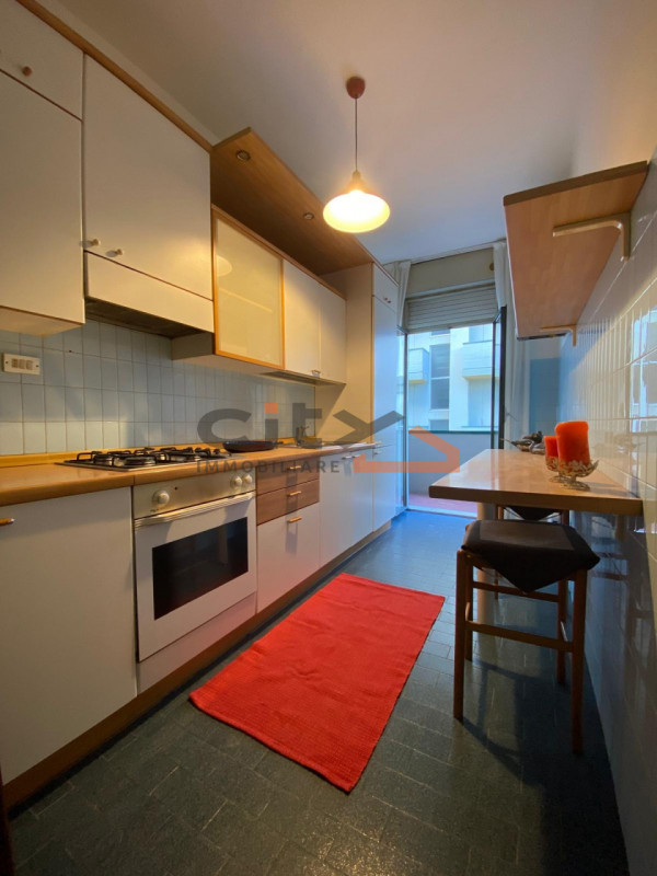 Viale Venezia, Bassano del Grappa – trilocale al 4° piano con ascensore

In posizione comoda e st...