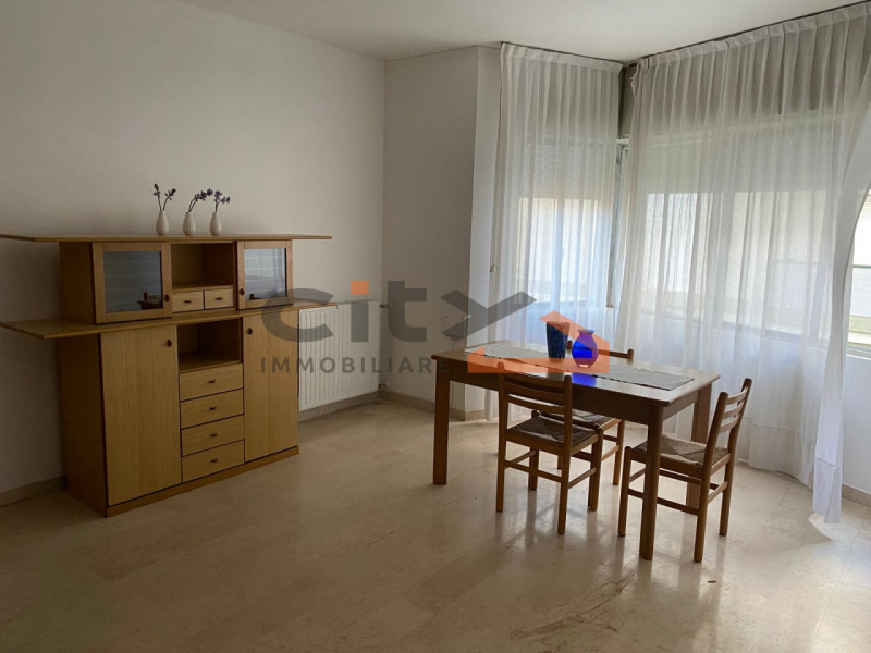 Viale Venezia, Bassano del Grappa – trilocale al 4° piano con ascensore

In posizione comoda e st...