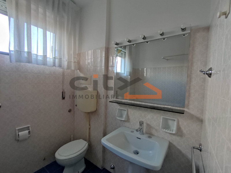Viale Venezia, Bassano del Grappa – trilocale al 4° piano con ascensore

In posizione comoda e st...