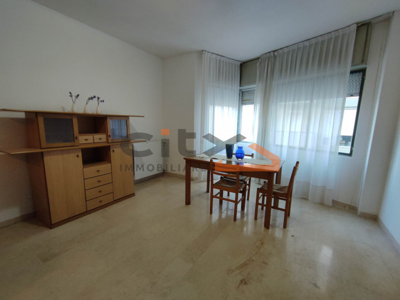 Viale Venezia, Bassano del Grappa – trilocale al 4° piano con ascensore

In posizione comoda e st...
