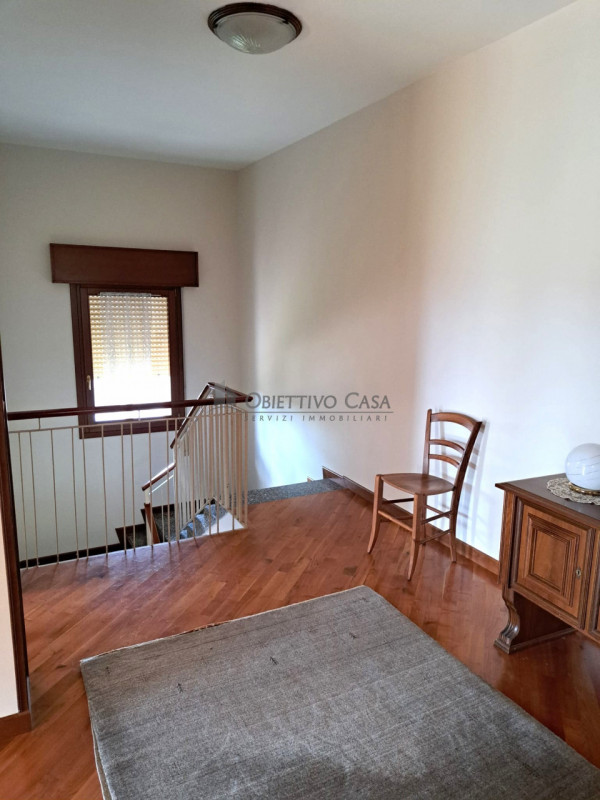 Rif.VIG01 - Proponiamo in vendita, a Galta di Vigonovo, una proprietà singola di grande personali...