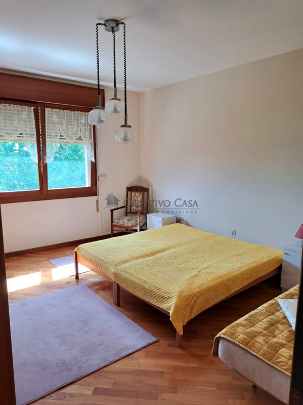 Rif.VIG01 - Proponiamo in vendita, a Galta di Vigonovo, una proprietà singola di grande personali...