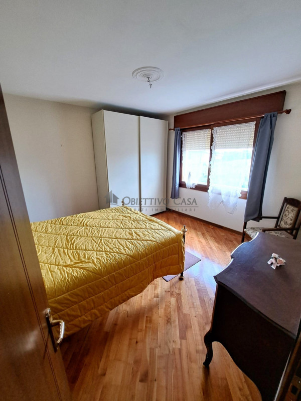 Rif.VIG01 - Proponiamo in vendita, a Galta di Vigonovo, una proprietà singola di grande personali...