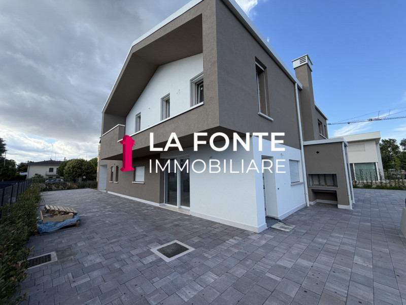 VILLATORA DI SAONARA - in q.re di nuove costruzioni - NUOVA BIFAMILIARE DI DESIGNER MODERNO E CON...