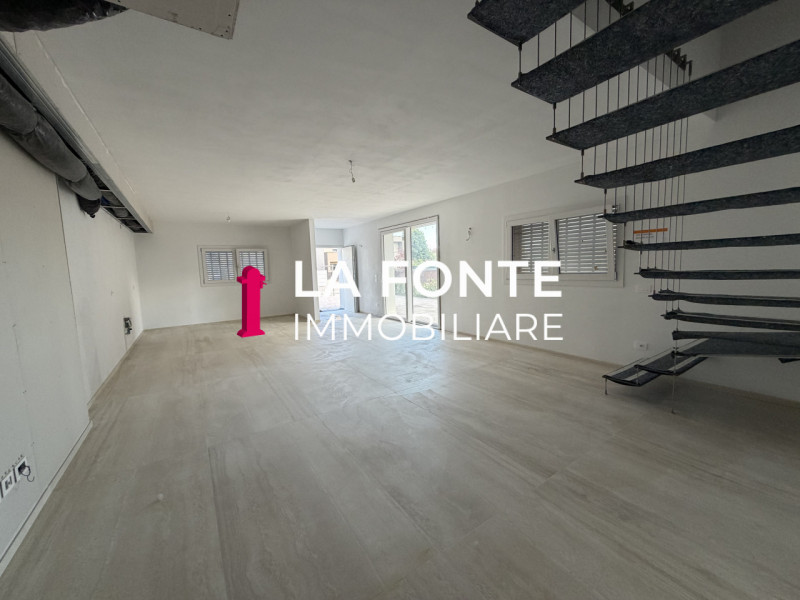VILLATORA DI SAONARA - in q.re di nuove costruzioni - NUOVA BIFAMILIARE DI DESIGNER MODERNO E CON...