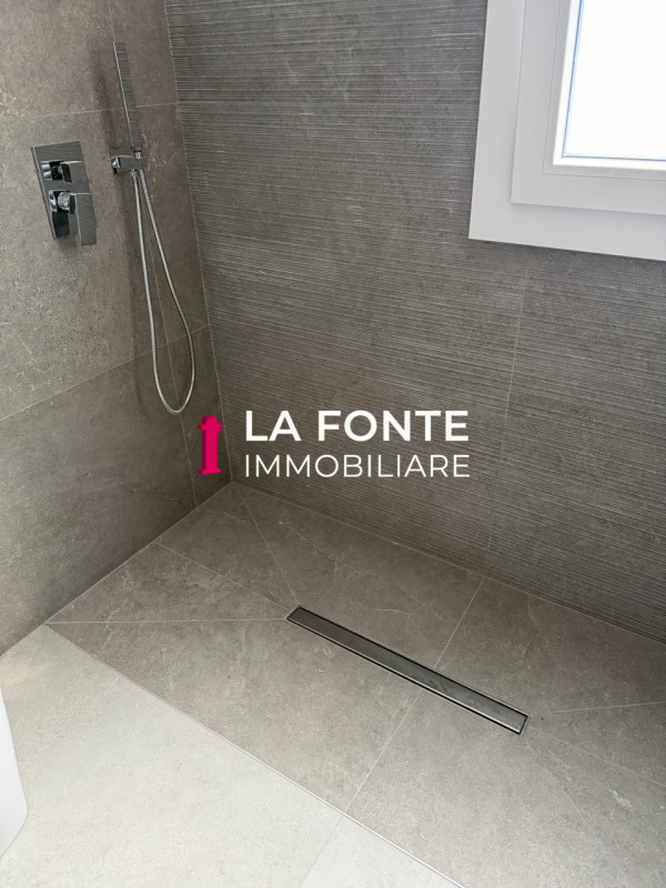 VILLATORA DI SAONARA - in q.re di nuove costruzioni - NUOVA BIFAMILIARE DI DESIGNER MODERNO E CON...