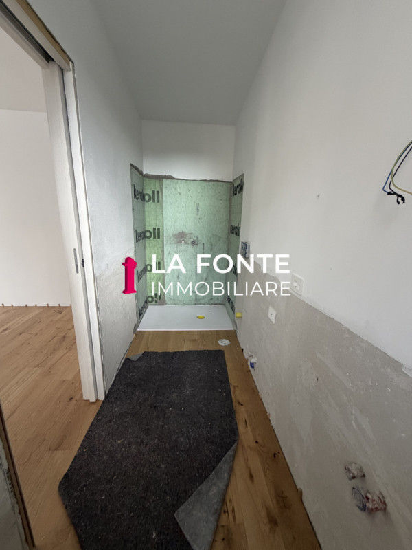 VILLATORA DI SAONARA - in q.re di nuove costruzioni - NUOVA BIFAMILIARE DI DESIGNER MODERNO E CON...