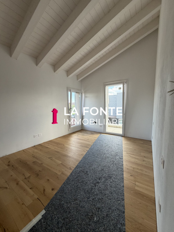 VILLATORA DI SAONARA - in q.re di nuove costruzioni - NUOVA BIFAMILIARE DI DESIGNER MODERNO E CON...