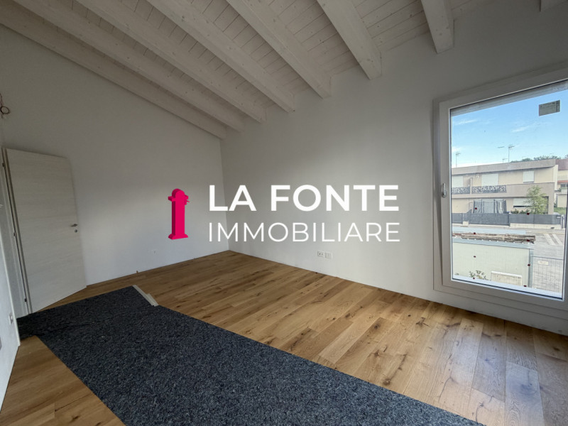 VILLATORA DI SAONARA - in q.re di nuove costruzioni - NUOVA BIFAMILIARE DI DESIGNER MODERNO E CON...