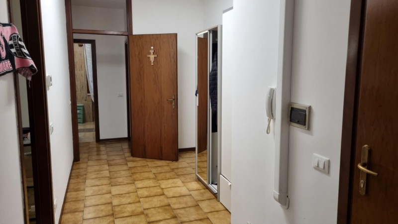 Scopri questo incantevole appartamento di oltre 100 mq situato nel centro di Castelbaldo. Questo ...