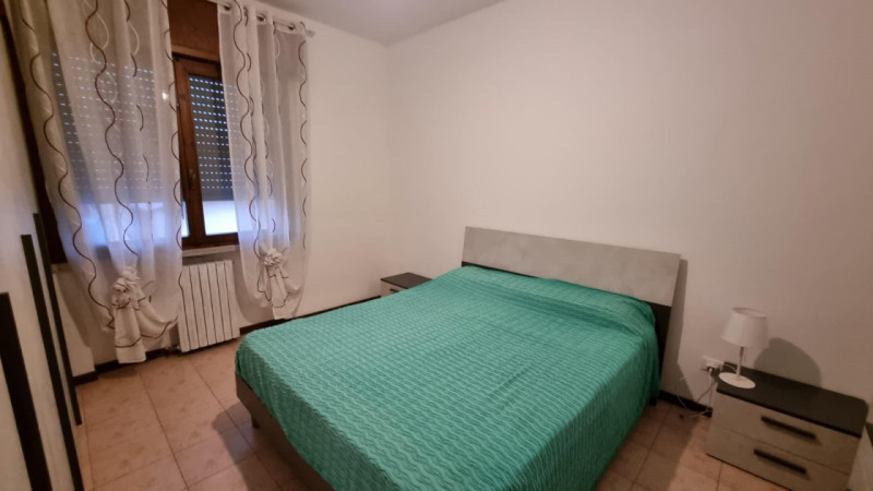 Scopri questo incantevole appartamento di oltre 100 mq situato nel centro di Castelbaldo. Questo ...