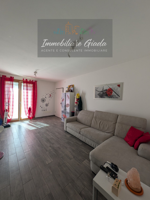 L’IMMOBILIARE GIADA VI PROPONE IN VENDITA questo splendido appartamento al piano terra nel cuore ...